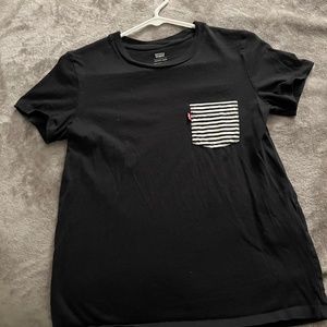 Womens levis T-shirt